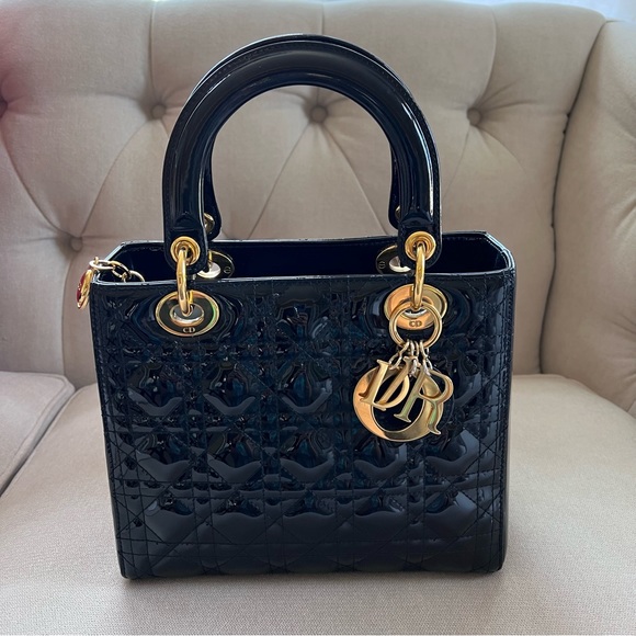 Dior Patent Cannage quilted medium Lady Dior in Black with gold hardware - Picture 2 of 16